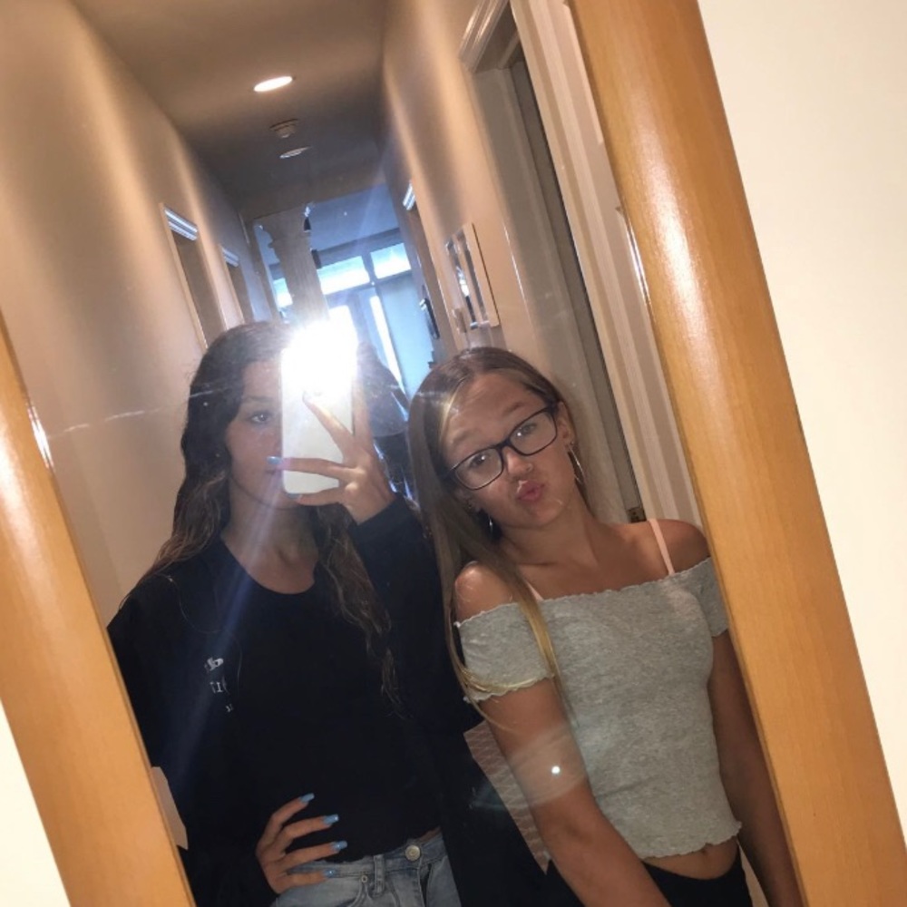 Meet your Posher, Ashley